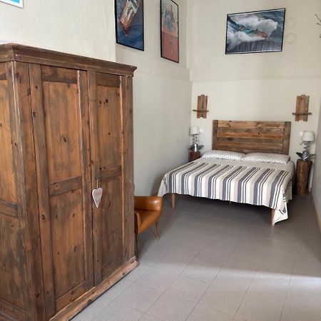 La Casa Del Pescatore Сарнико Экстерьер фото